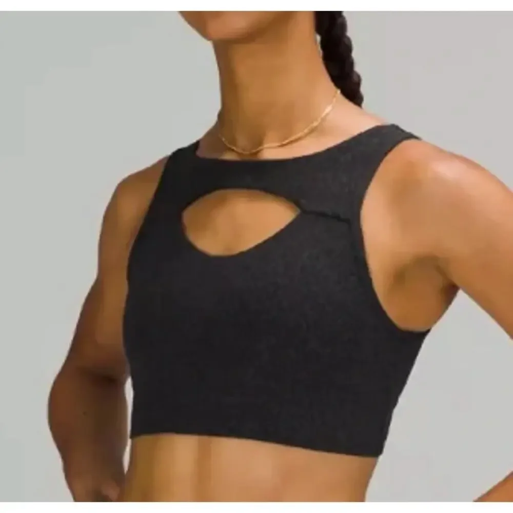 Lululemon‎ Everlux Front Cut-Out Train Bra Black Printed Activewear Women Size 6